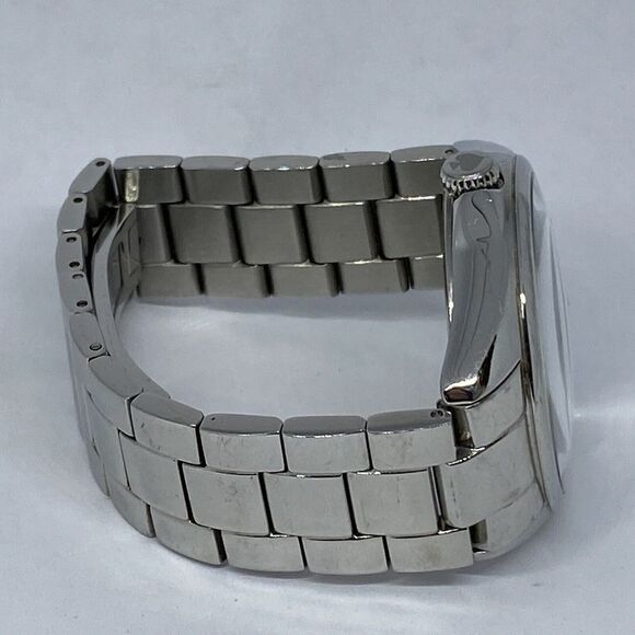 Kate Spade New York 0029 Women's Stainless Steel Silver Analog Dial Watch XX589 - Picture 12 of 12